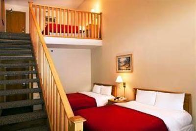 фото отеля Banff Inn