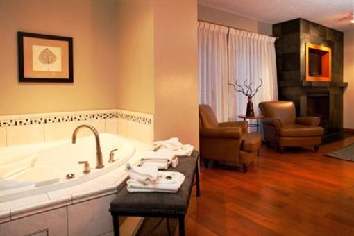 фото отеля Banff Inn