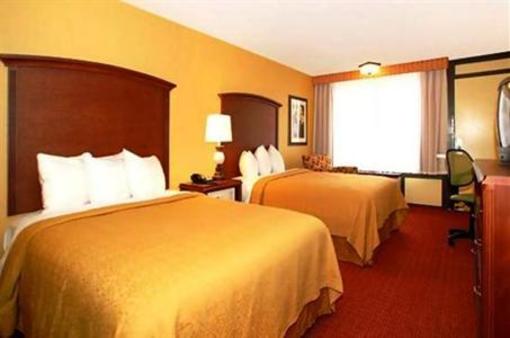 фото отеля Continental Plaza Hotel