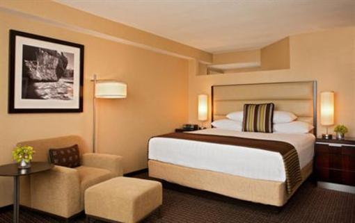 фото отеля Hyatt Regency Cambridge Overlooking Boston