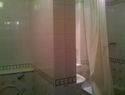 фото отеля The Upper Reaches Hotel