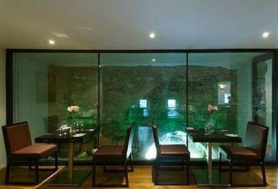 фото отеля The Upper Reaches Hotel