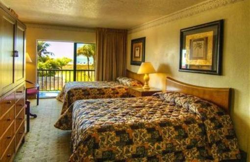 фото отеля Beachcomber Beach Resort & Hotel
