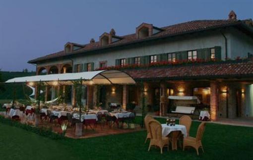 фото отеля Cascina Barac Hotel Alba