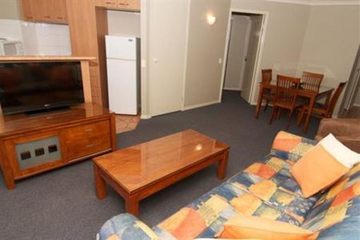 фото отеля Burleigh On The Beach Apartments Gold Coast