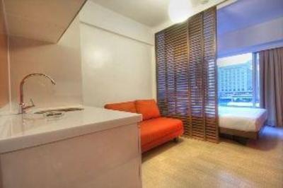 фото отеля Remington Hotel