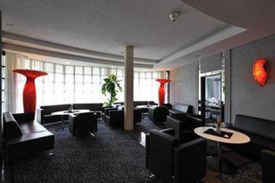 фото отеля Grand Hotel Les Endroits