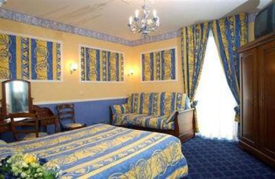 фото отеля Les 13 Assiettes Hotel