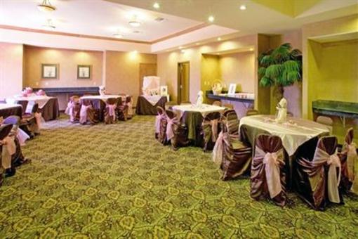 фото отеля Holiday Inn Express Rio Grande City