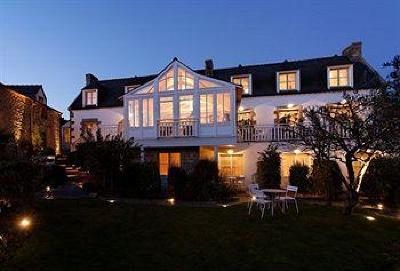 фото отеля Hotel Le Lodge Kerisper