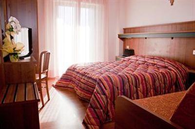 фото отеля Los Angeles Hotel Assisi