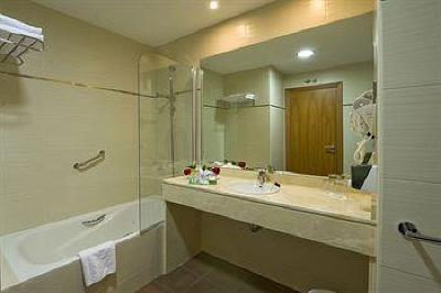 фото отеля Hotel Avant Torrejon