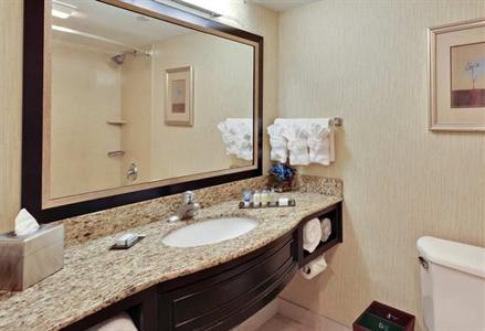 фото отеля Doubletree Tinton Falls-Eatontown