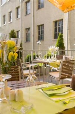 фото отеля Sorat Insel Hotel Regensburg