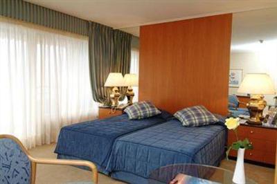 фото отеля Hotel Royal Plaza Montreux