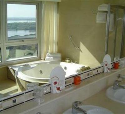 фото отеля Maran Suites & Towers