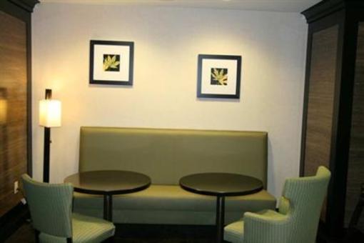 фото отеля Hampton Inn & Suites Crawfordsville