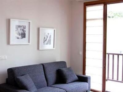 фото отеля Talaimendi Apartments Zarautz