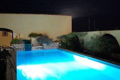 фото отеля Auberge Du Mas De La Feniere Arles