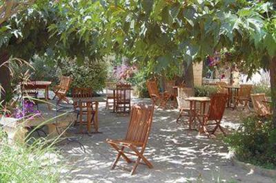 фото отеля Auberge Du Mas De La Feniere Arles