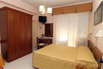 фото отеля Hotel Marconi Fiuggi