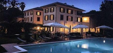 фото отеля Hotel Cavalieri del Mare Massa