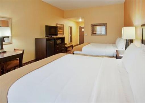 фото отеля Holiday Inn Express Hotel & Suites Sacramento NE Cal Expo