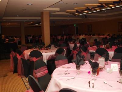 фото отеля Holiday Inn Express Hotel & Suites Sacramento NE Cal Expo