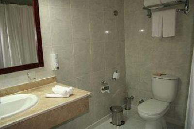фото отеля Sapphire Suites Hotel