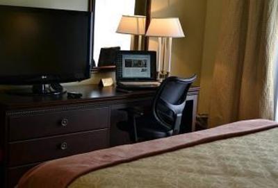 фото отеля Euro-Suites Hotel Morgantown (West Virginia)