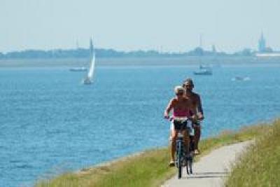 фото отеля Holland Inn Wemeldinge