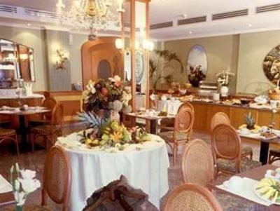 фото отеля Grand Hotel Riva del Sole