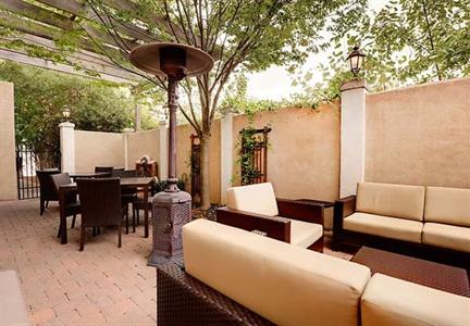 фото отеля Courtyard by Marriott Raleigh Crabtree