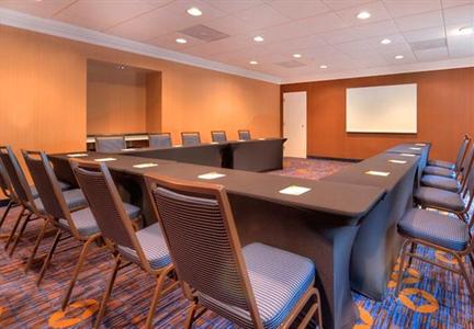 фото отеля Courtyard by Marriott Raleigh Crabtree