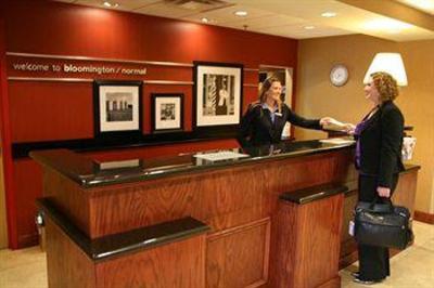 фото отеля Hampton Inn & Suites Bloomington Normal
