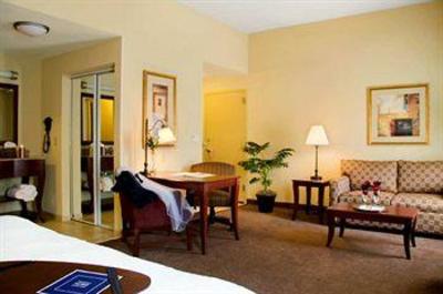 фото отеля Hampton Inn & Suites Bloomington Normal