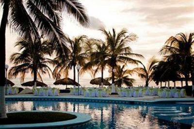фото отеля Hotel & Suites Villa Sol Puerto Escondido