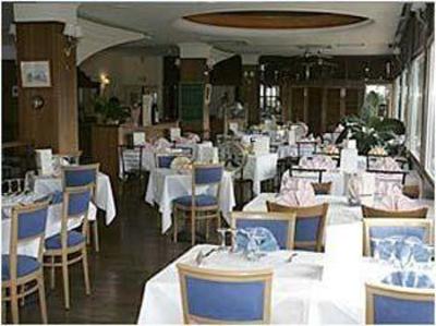 фото отеля Les Voiliers Yacht Club Hotel