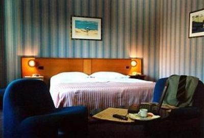 фото отеля Hotel 1 Maggio Trezzano Rosa