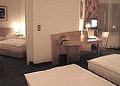 фото отеля Hotel Panorama Hamburg Billstedt