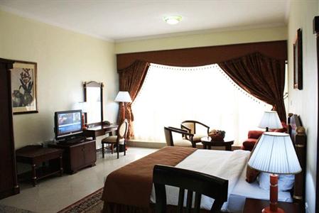 фото отеля Ezdan Hotel & Suites