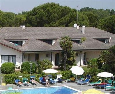 фото отеля Hotel Delle Nazioni Lignano Sabbiadoro