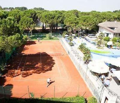фото отеля Hotel Delle Nazioni Lignano Sabbiadoro