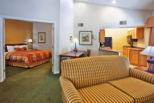 фото отеля Staybridge Suites Perimeter Center West Atlanta