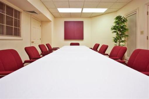 фото отеля Staybridge Suites Perimeter Center West Atlanta