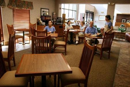 фото отеля Hampton Inn Lawrence