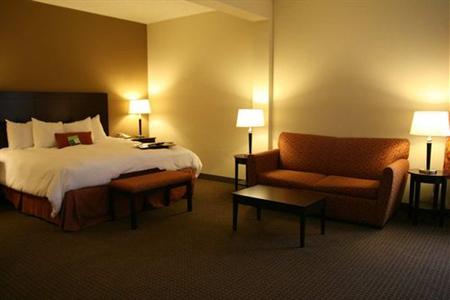 фото отеля Hampton Inn Lawrence