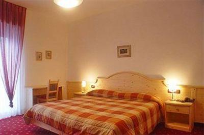 фото отеля Albergo Mezzolago