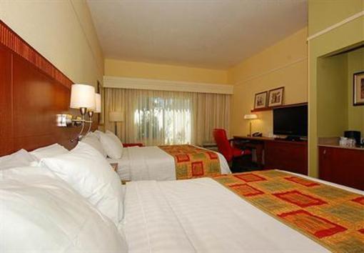 фото отеля Courtyard by Marriott Merced