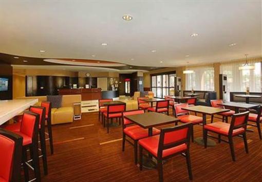 фото отеля Courtyard by Marriott Merced
